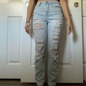 ripped hollister mom jean